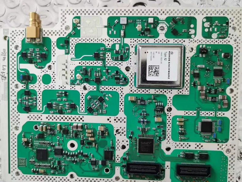 6368538d14ff7.png 維修綜測CMW500 10.png